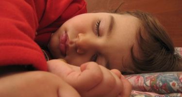 Научници откриле: Најдобар лек за настинка е одмор!