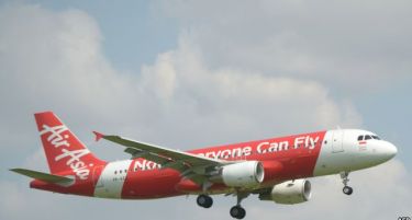 Прекината потрагата за авионот „Ер Азија“ поради мрак