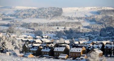 Снегот во Европа направи хаос, скијачите се радуваат!