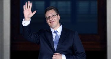 На Вучиќ му е доволен еден мандат како српски претседател