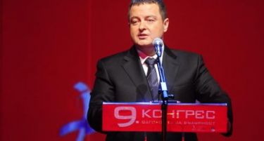 ИЗБРАН ЕДНОГЛАСНО: Дачиќ повторно лидер на СПС!