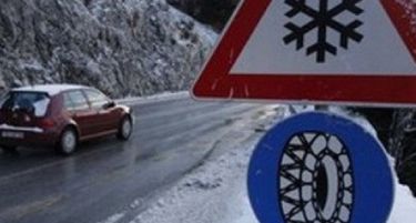 ВОЗЕТЕ ВНИМАТЕЛНО: Снегот го запре сообраќајот кај Тетово-Попова Шапка за тешки возила