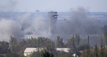 Украинските војници го напуштија аеродромот во Доњецк