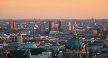 Хакерски напад ја потресе Владата на Меркел!