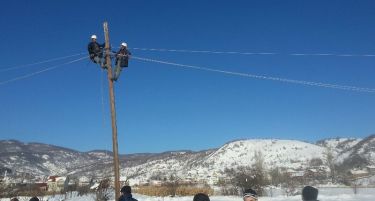 (ФОТО) Поголем дел од најпроблематичните охридски и струшки населени места добија електрична енергија