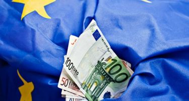 Европските кредитори и даваат на Грција 12 милијарди евра до крајот на ноември
