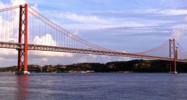 (ГАЛЕРИЈА) Најубавите мостови во Европа, кои земји ги поседуваат?!