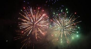 (ВИДЕО) ПРОПАГАНДА ИЛИ ВИСТИНА: Раскошен дочек на Нова година во Северна Кореја