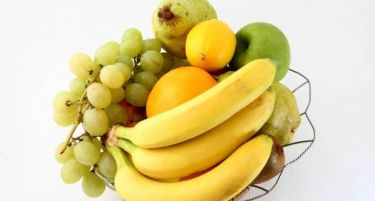 Никогаш не фрлајте ги корите на бананите и портокалот, чудесни се за вашиот организам!