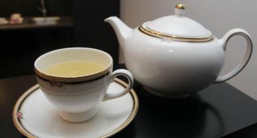 Наместо со таблети излечете со се овој чај кој ги лечи болестите на современиот човек!