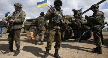 Во сообраќајна несреќа загинаа 13 украински војници