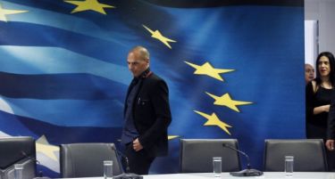 Грција ќе треба да го реструктуира долгот