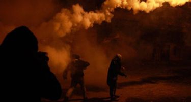 (ВИДЕО) Хаос во Египет: Убиени најмалку 25 навивачи