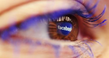 Мислевте дека сте зависни од Facebook? Ова се лидерите!