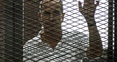 По 400 дена затвор, Египет го ослободи новинарот на Ал Џезира