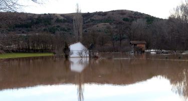 ОБЕШТЕТУВАЊЕ: Надлежните апелираат земјоделците да ги осигуруваат посевите