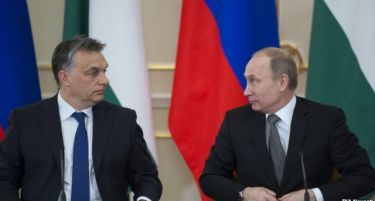 Путин во Будимпешта, Унгарците протестираат