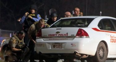 (ВИДЕО-ФОТО) Дали е одмазда: Двајца полицајци повредени во Фергусон!