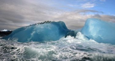 (ВИДЕО) Гренланд: Камерата оставена во пустината снимила нешто застрашувачко!