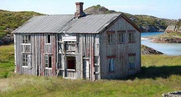 (ФОТО) Купете си куќа со приватна плажа во Норвешка само за пет пени!
