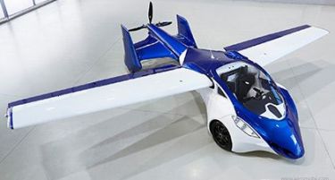 (ВИДЕО) Масовно производство на летачки автомобили започнува во 2017 година