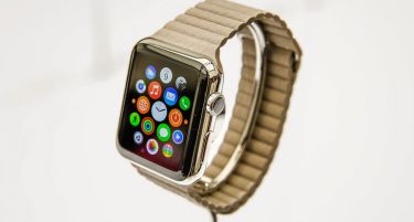 Asus кон луѓето кои го сакаат златниот Apple Watch: Вие сте го изгубиле вашиот ум!