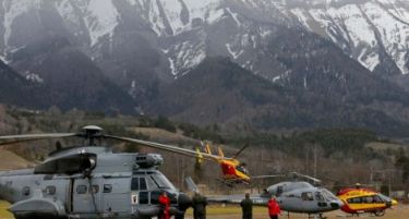 (ВИДЕО) Поглед од хеликоптер на местото на несреќата, најдена црната кутија на авионот!