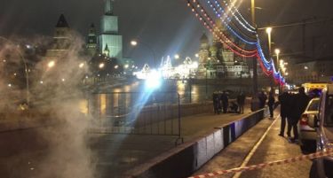 (ВИДЕО) Тие го ликвидирале Немцов: Снимка од двајца убијци пуштена во етер!