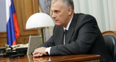 Гувернерот на Сахалин уапсен во Москва за поткуп од 5,6 милиони долари