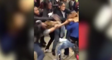 (ВИДЕО 18+) Ужасна женска борба!