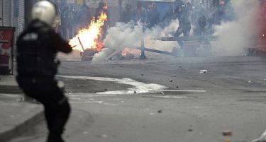 Турција дозволи употреба на огнено оружје против демонстрантите