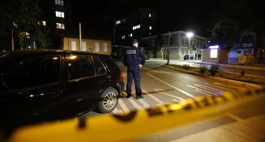 (ВОЗНЕМИРУВАЧКО ВИДЕО) Терористички чин во полициска станица во Зворник