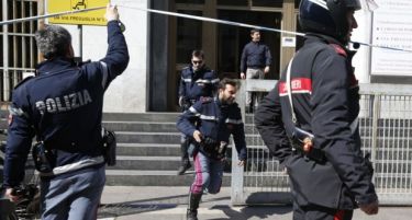 (ВИДЕО-ФОТО) Обвинет за измама застрела тројца во суд во Милано