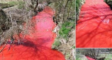 ФОТО: Црвена како крв: Река во Србија поцрвене во пресрет на Велики петок!