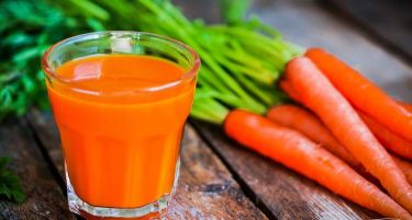 Сокот од моркови ги ублажува симптомите на пролетните алергии
