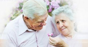 Се бараат работници за чување на возрасни лица во Германија