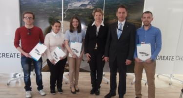 Дрекслмајер доделува стипендии за најдобрите студенти