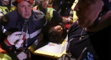 После шест дена под урнатини спасена жена во Непал