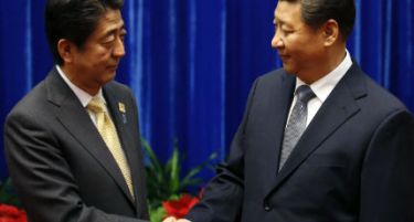 Јапонија и конкурира на Кина, обезбедува 110 милијарди долари за инфраструктура во Азија