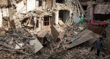 Жртвите од земјотресот во Непал достигнаа 7.000 лица