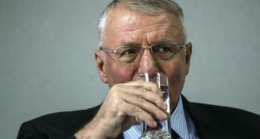 Стигна и официјално барање на Трибуналот: Шешељ наскоро во Хаг?