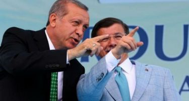 Давутоглу поднесе оставка, Ердоган ја прифати!