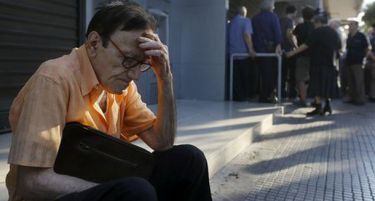 Грција е во шок од затворените банки