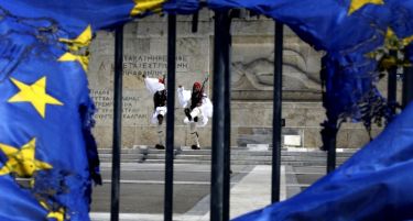 Ветрот го смени правецот: Грците тежат кон „ДА“