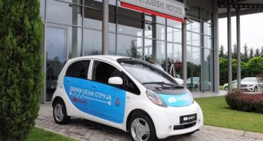 (ФОТО) Мак Аутостар ја пишува историјата – прво електрично возило во продажба во Македонија