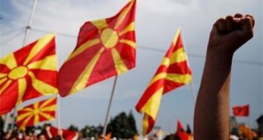 Политичката криза ќе го стопи економскиот раст