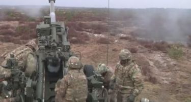 (ВИДЕО) The Guardian: САД создаваат непријатели на празно место