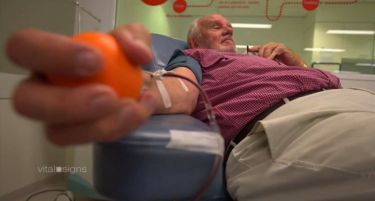 78-годишен маж со златна крв го спаси животот на повеќе од 2 милиони бебиња