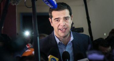 Продава ли Грција евтина приказна? Ципрас ќе поднесе оставка, тврдат извори