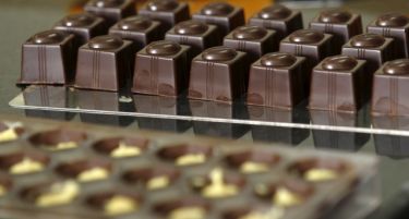 ГРАФИКА: Кој троши најмногу пари за чоколадо!?
